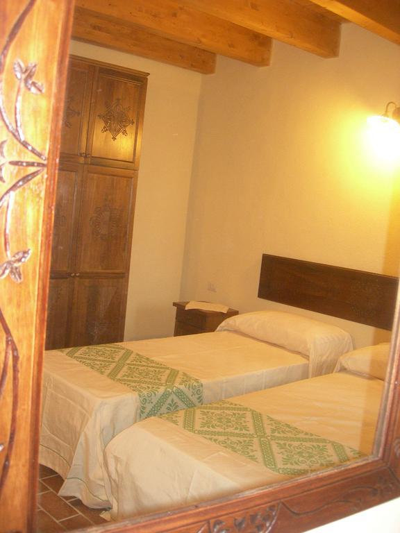 Agriturismo Battaglia Villamassargia Стая снимка
